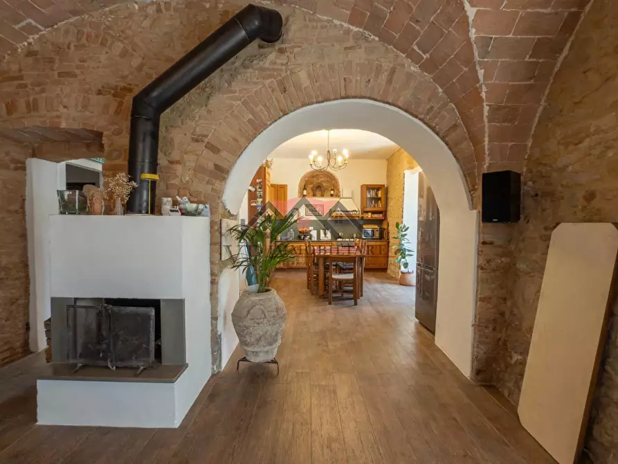 Immagine 9 di Appartamento in vendita  a Volterra