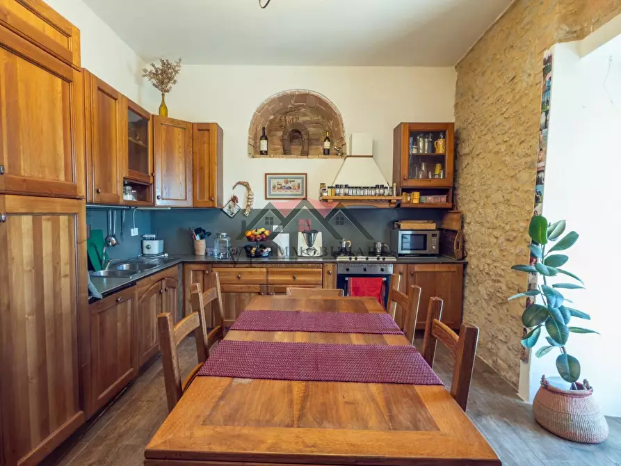 Immagine 16 di Appartamento in vendita  a Volterra