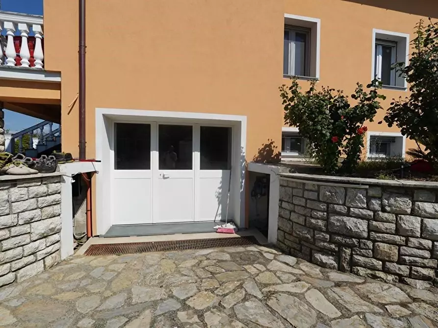 Immagine 7 di Villa in vendita  a Altopascio