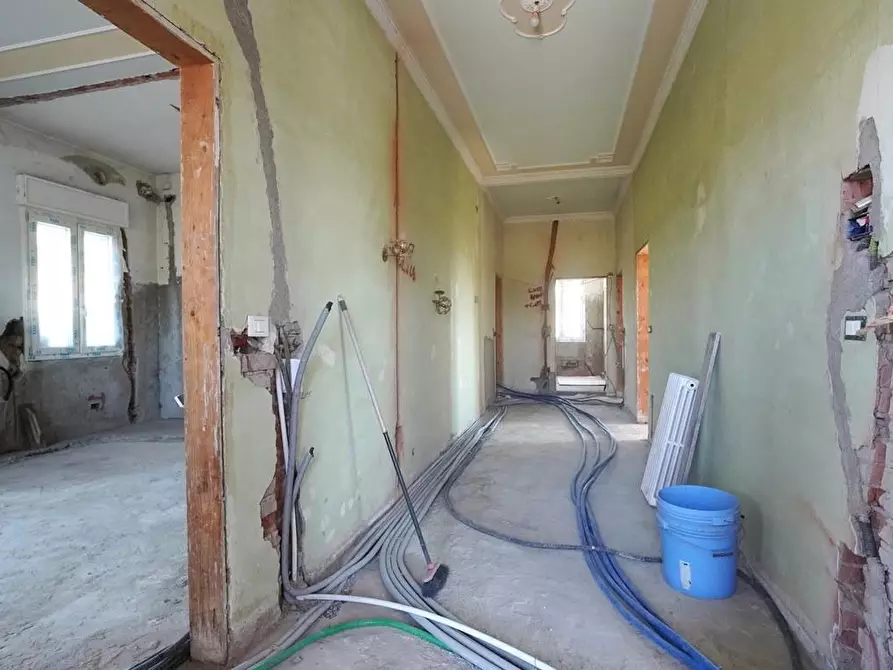 Immagine 18 di Villa in vendita  a Altopascio