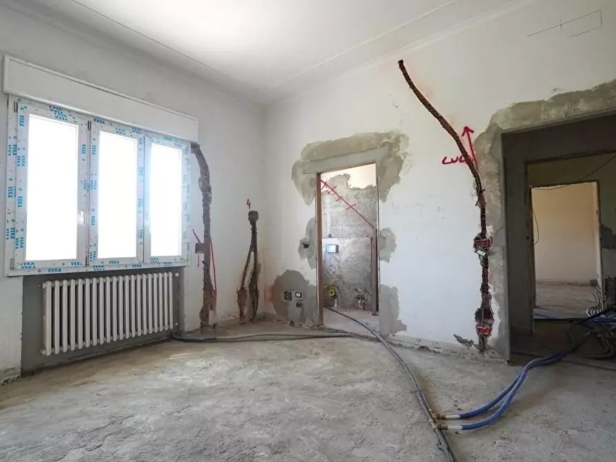 Immagine 30 di Villa in vendita  a Altopascio