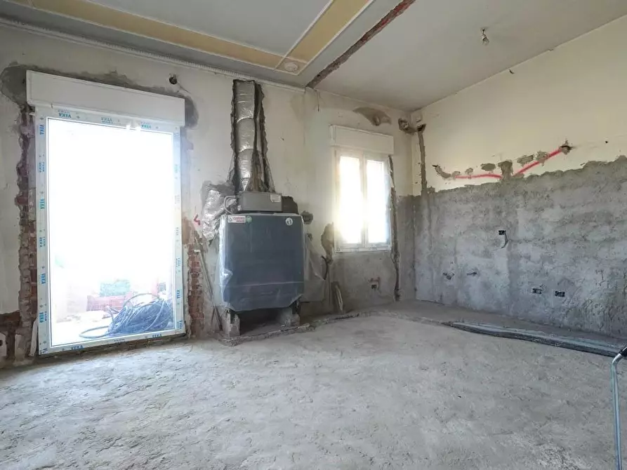 Immagine 19 di Villa in vendita  a Altopascio
