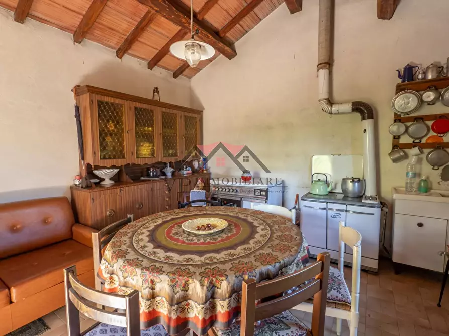 Immagine 7 di Garage in vendita  a Castelnuovo Val Di Cecina