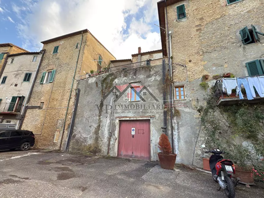 Immagine 11 di Appartamento in vendita  a Pomarance
