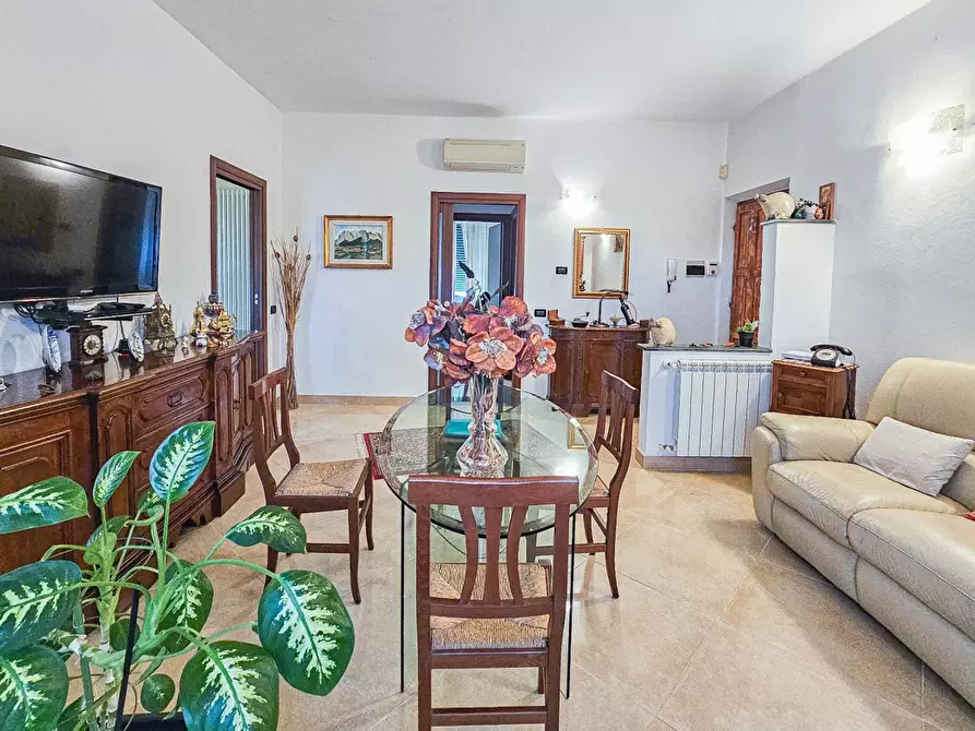 Immagine 6 di Appartamento in vendita  a Ameglia