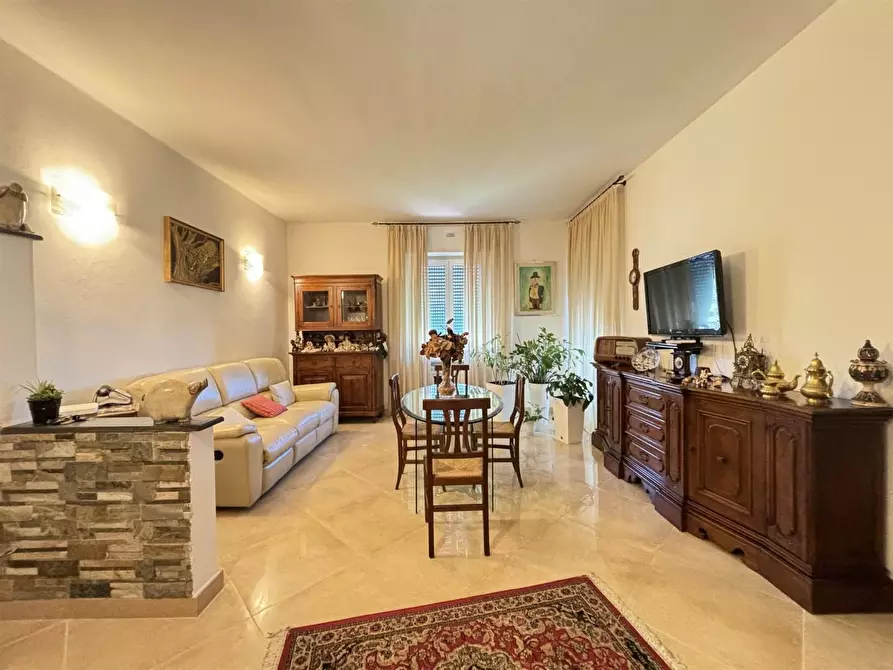 Immagine 5 di Appartamento in vendita  a Ameglia