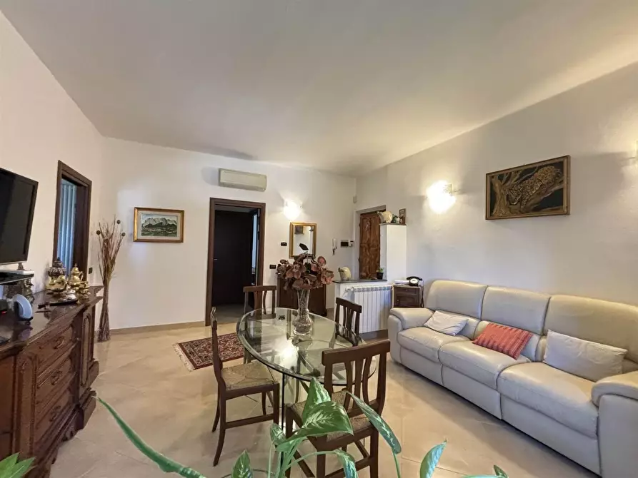 Immagine 8 di Appartamento in vendita  a Ameglia