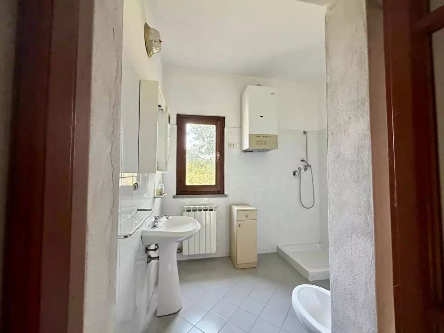 Immagine 12 di Casa semindipendente in vendita  a Licciana Nardi