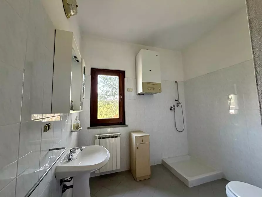 Immagine 11 di Casa semindipendente in vendita  a Licciana Nardi