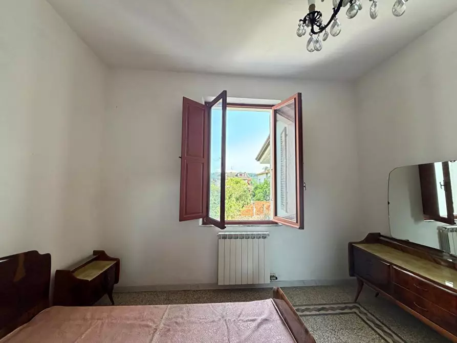 Immagine 9 di Casa semindipendente in vendita  a Licciana Nardi