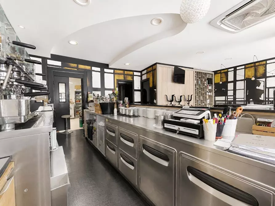 Immagine 9 di Bar / Ristorante in vendita  a Licciana Nardi