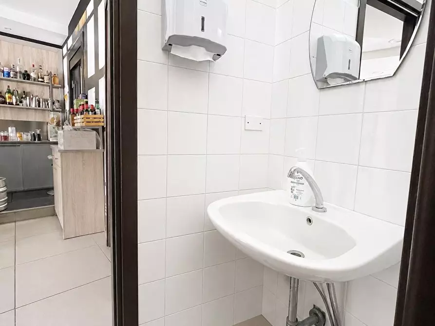 Immagine 15 di Bar / Ristorante in vendita  a Licciana Nardi