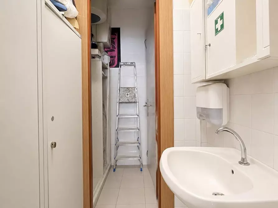 Immagine 16 di Bar / Ristorante in vendita  a Licciana Nardi