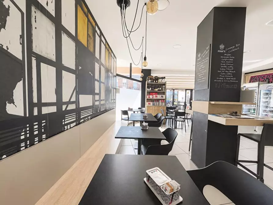 Immagine 10 di Bar / Ristorante in vendita  a Licciana Nardi
