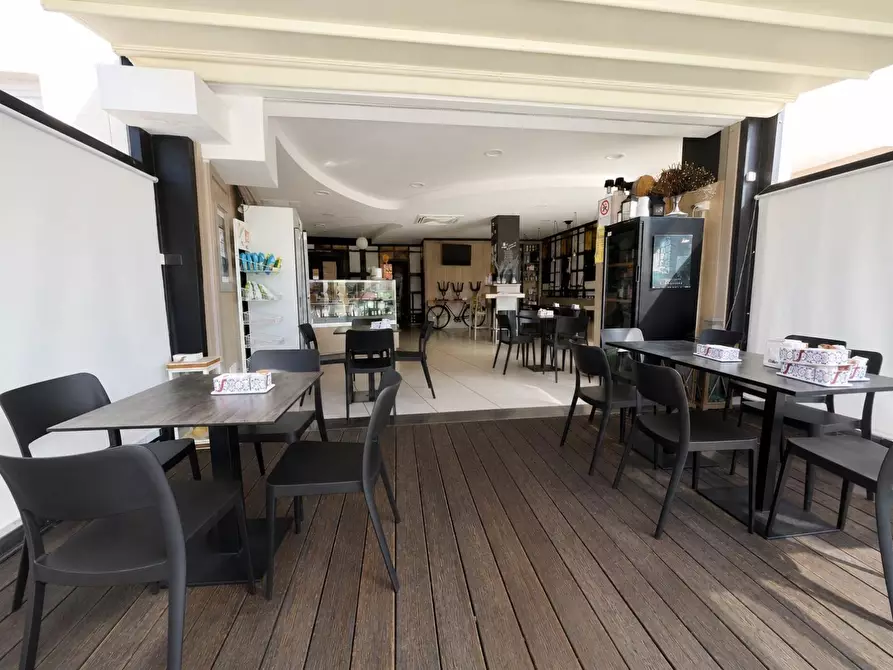 Immagine 5 di Bar / Ristorante in vendita  a Licciana Nardi