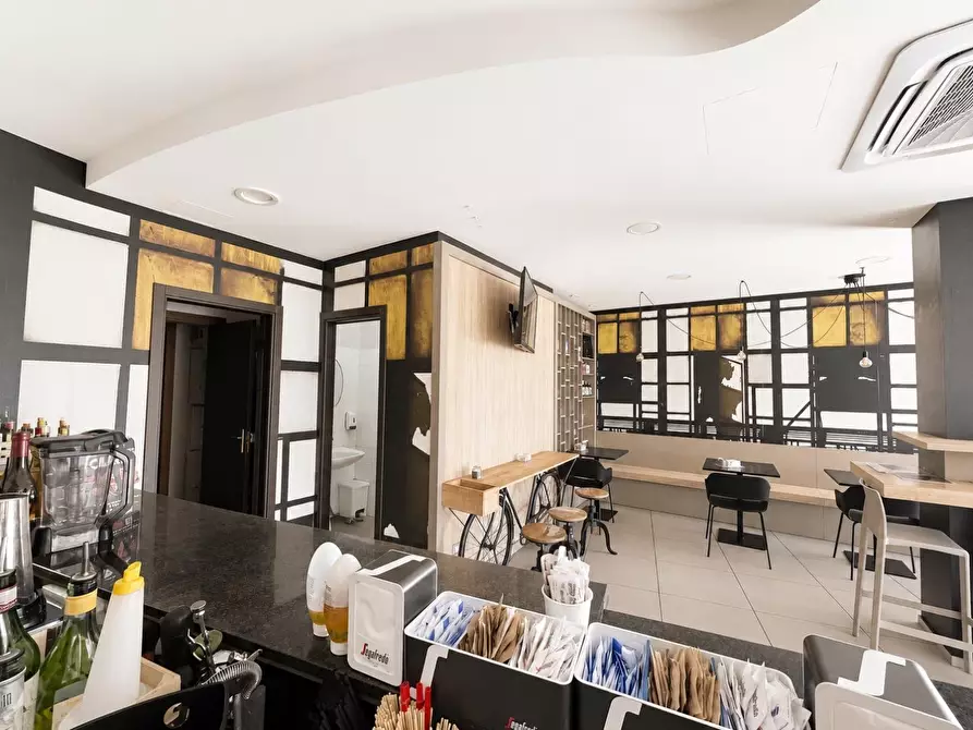 Immagine 11 di Bar / Ristorante in vendita  a Licciana Nardi