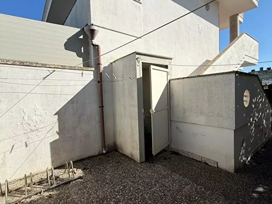 Immagine 24 di Appartamento in vendita  a Melendugno