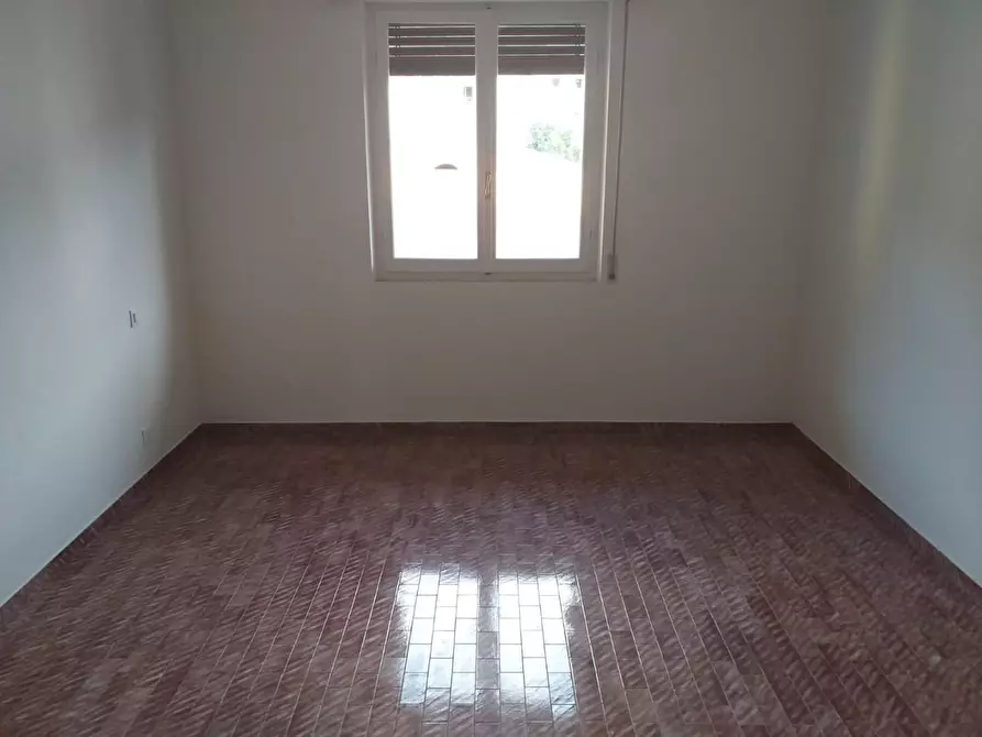 Immagine 13 di Appartamento in vendita  a Carrara