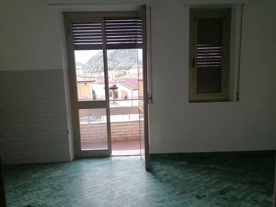 Immagine 6 di Appartamento in vendita  a Carrara