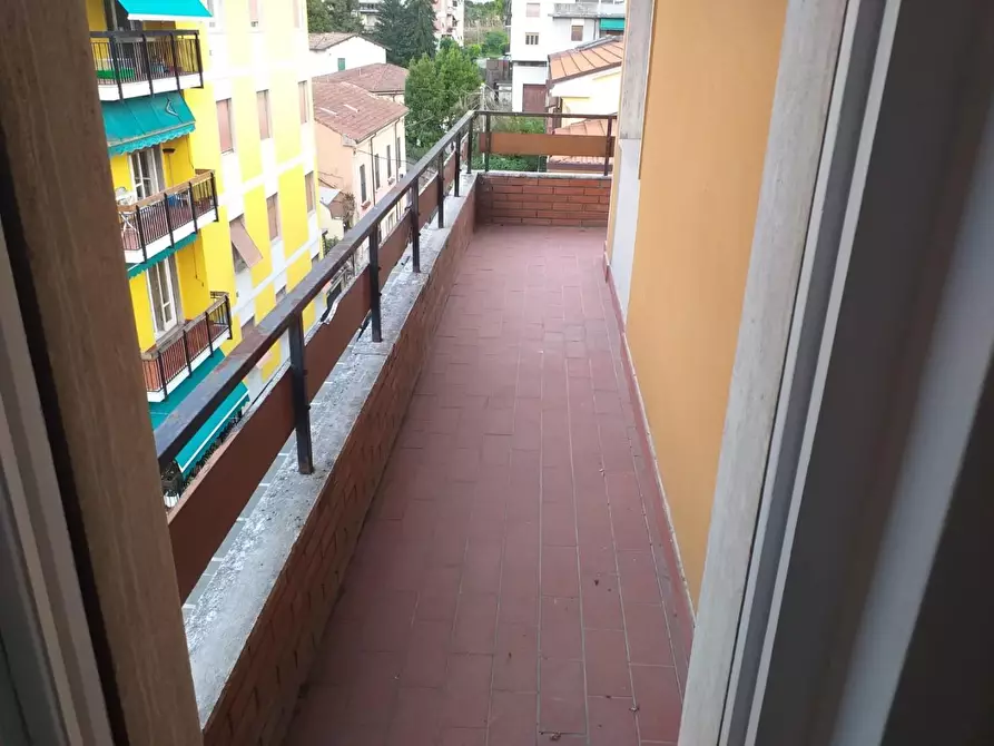 Immagine 22 di Appartamento in vendita  a Carrara