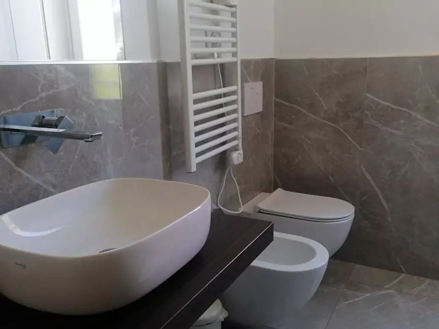 Immagine 8 di Appartamento in vendita  a Pisa