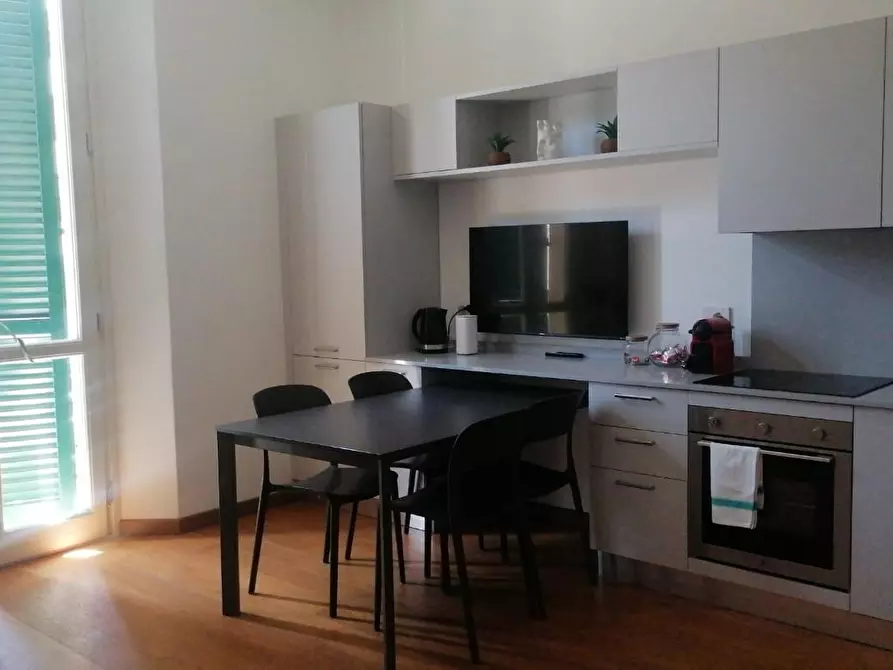 Immagine 4 di Appartamento in vendita  a Pisa