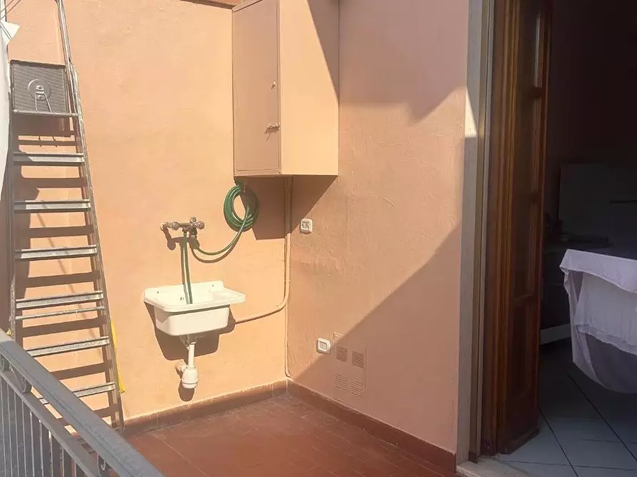 Immagine 17 di Appartamento in vendita  a Viareggio