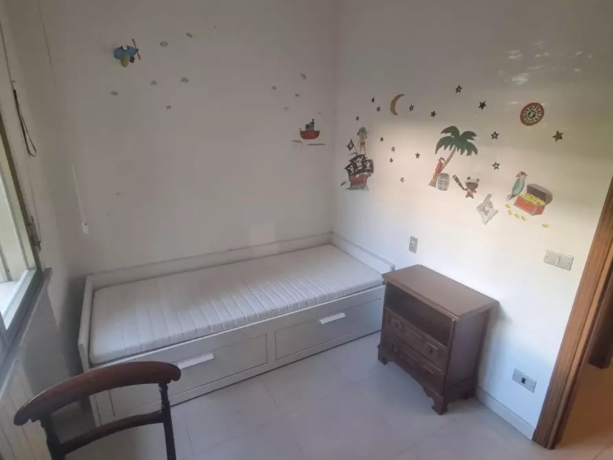Immagine 5 di Appartamento in vendita  a Massa