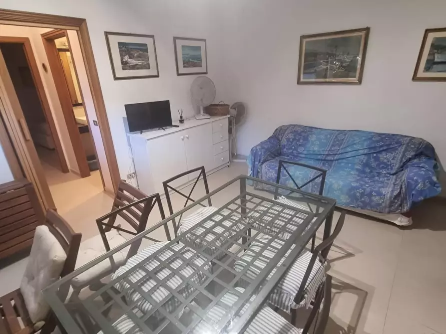 Immagine 4 di Appartamento in vendita  a Massa