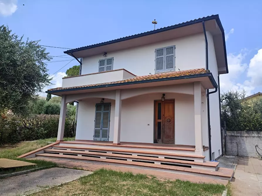 Immagine 1 di Casa indipendente in vendita  a Fucecchio