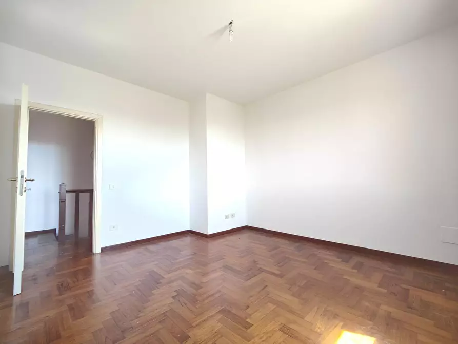 Immagine 18 di Casa indipendente in vendita  a Fucecchio
