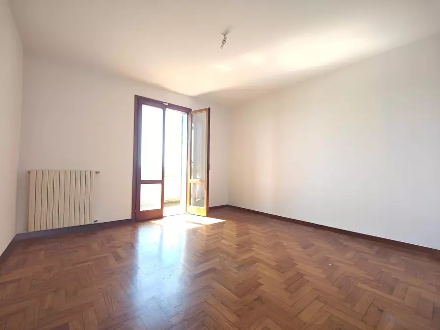 Immagine 16 di Casa indipendente in vendita  a Fucecchio