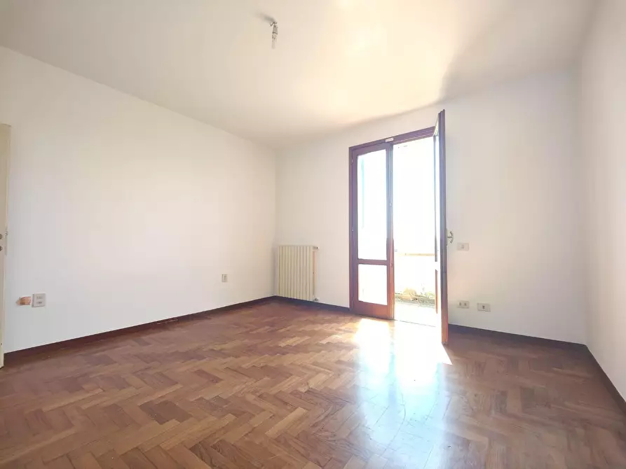 Immagine 14 di Casa indipendente in vendita  a Fucecchio