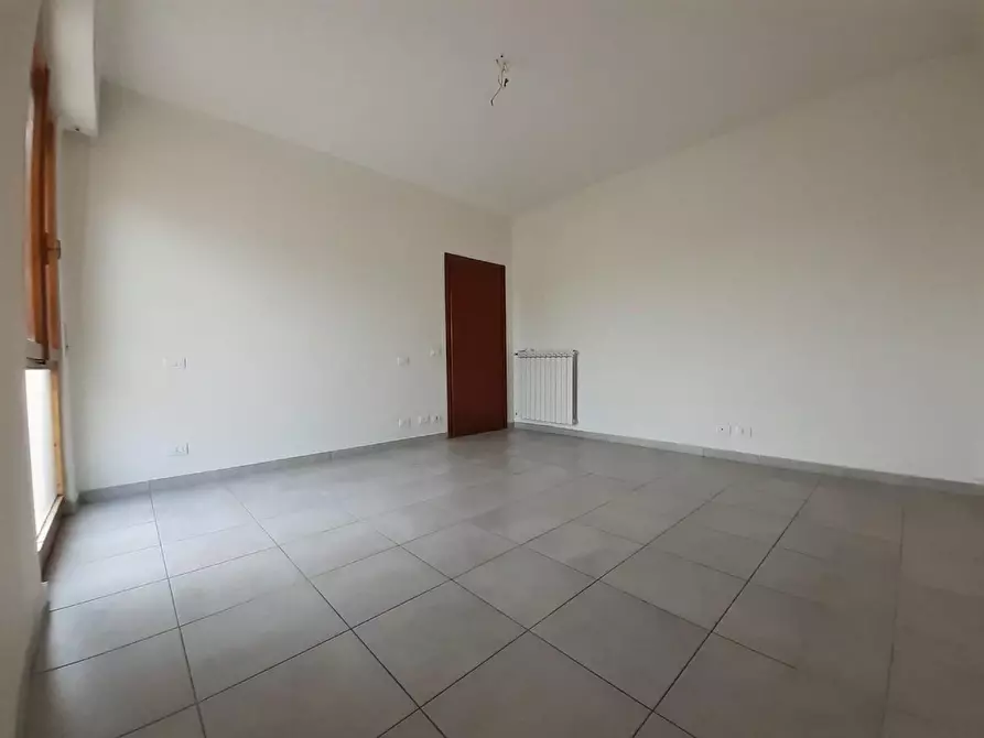 Immagine 24 di Appartamento in vendita  a Pontedera