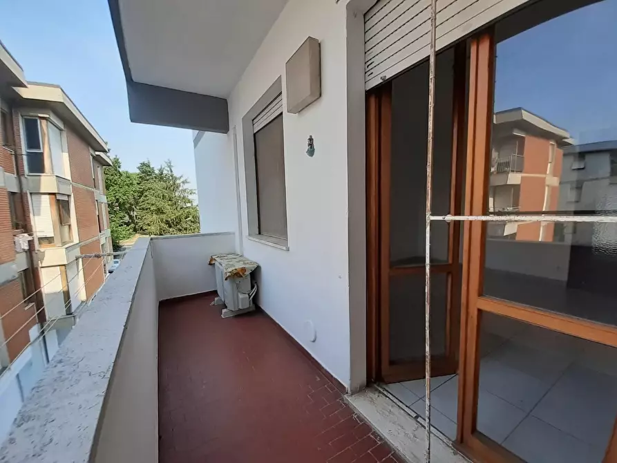 Immagine 19 di Appartamento in vendita  a Pontedera