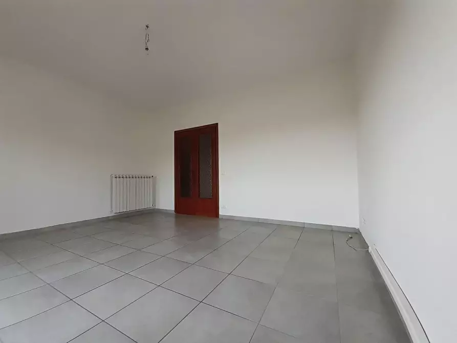Immagine 8 di Appartamento in vendita  a Pontedera