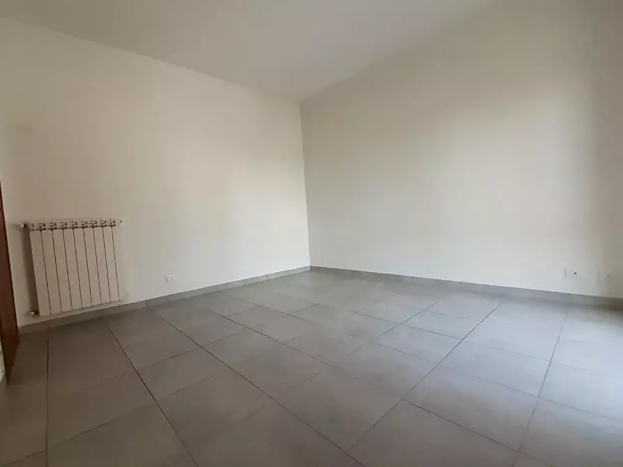 Immagine 31 di Appartamento in vendita  a Pontedera