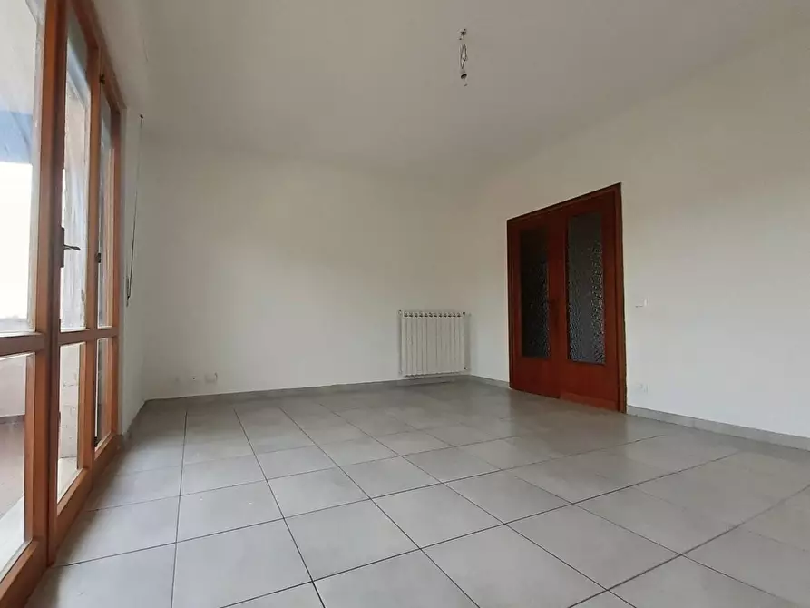Immagine 10 di Appartamento in vendita  a Pontedera