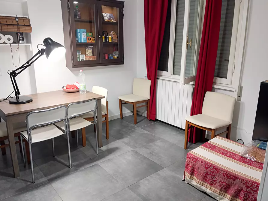 Immagine 1 di Appartamento in affitto  a Carrara
