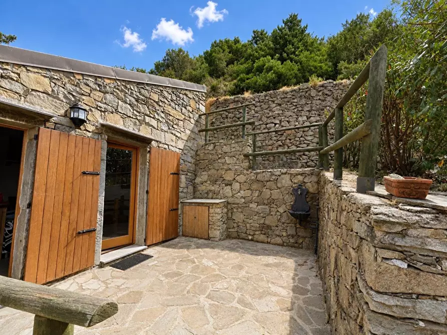 Immagine 31 di Casa colonica in vendita  a Riomaggiore
