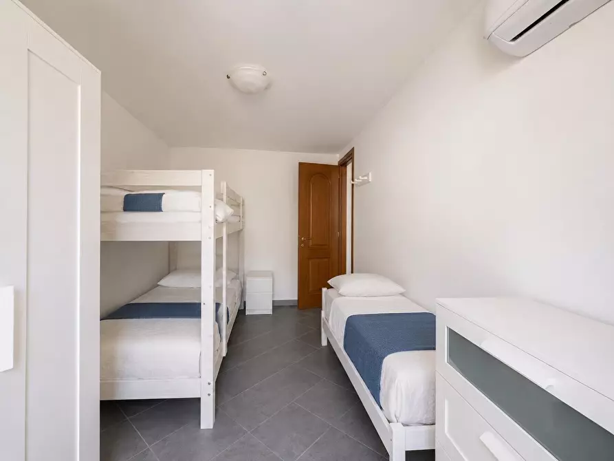 Immagine 15 di Casa colonica in vendita  a Riomaggiore