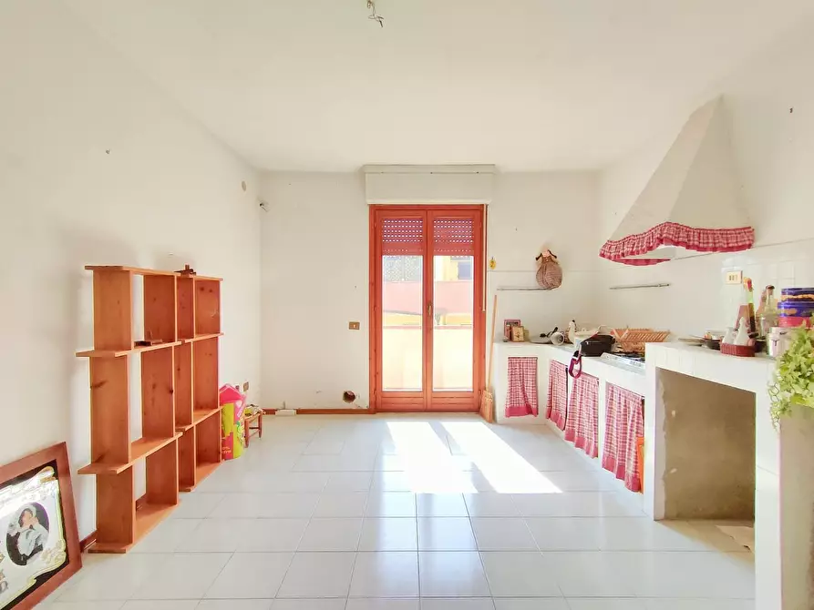 Immagine 4 di Appartamento in vendita  a Cascina