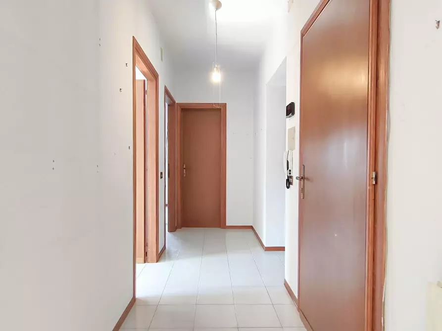 Immagine 8 di Appartamento in vendita  a Cascina