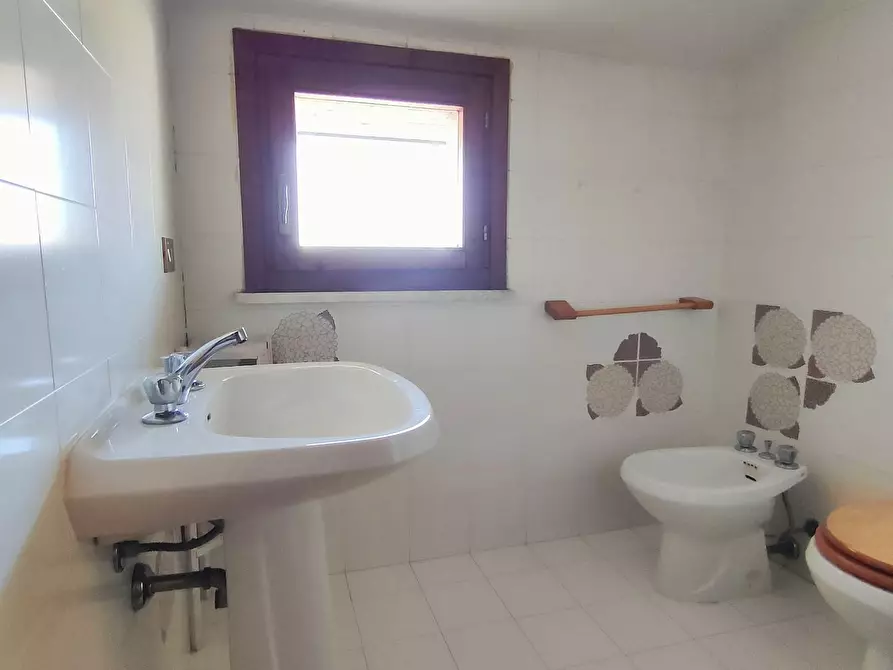 Immagine 19 di Appartamento in vendita  a Cascina