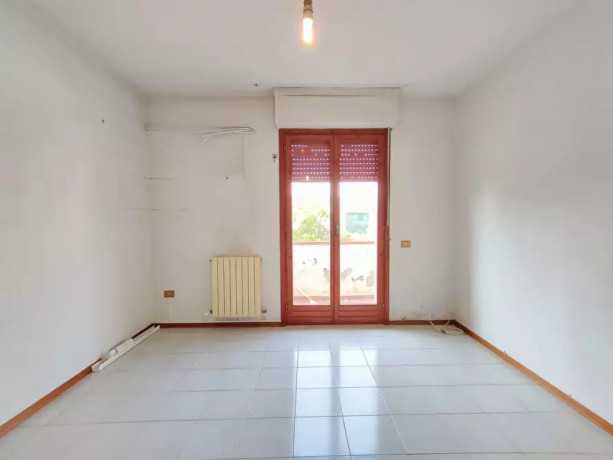 Immagine 2 di Appartamento in vendita  a Cascina