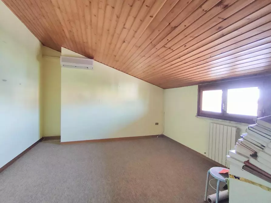 Immagine 18 di Appartamento in vendita  a Cascina