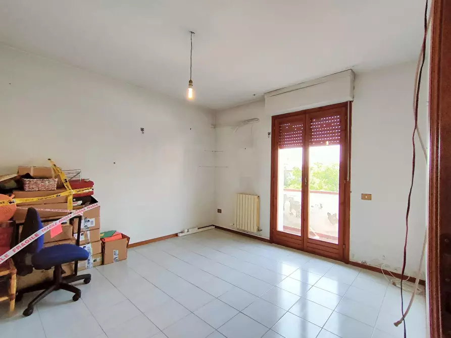 Immagine 3 di Appartamento in vendita  a Cascina