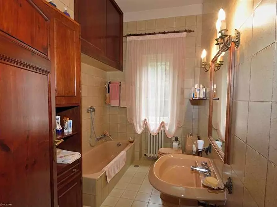 Immagine 41 di Villa in vendita  a Campiglia Marittima