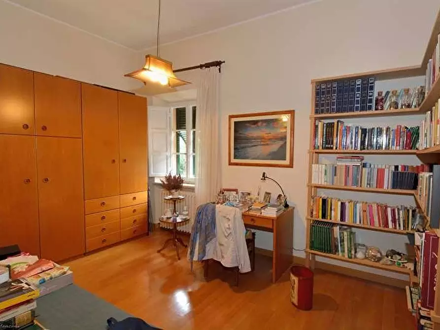 Immagine 38 di Villa in vendita  a Campiglia Marittima