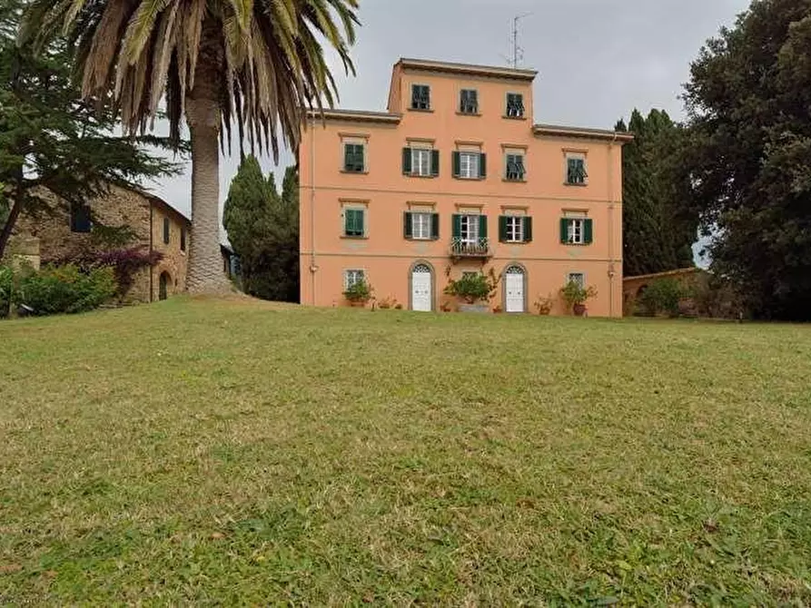 Immagine 5 di Villa in vendita  a Campiglia Marittima